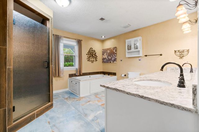 205 Jefferson Davis, Livingston, TX 77351