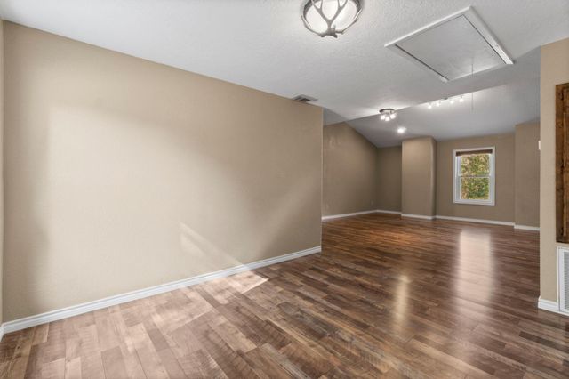 205 Jefferson Davis, Livingston, TX 77351