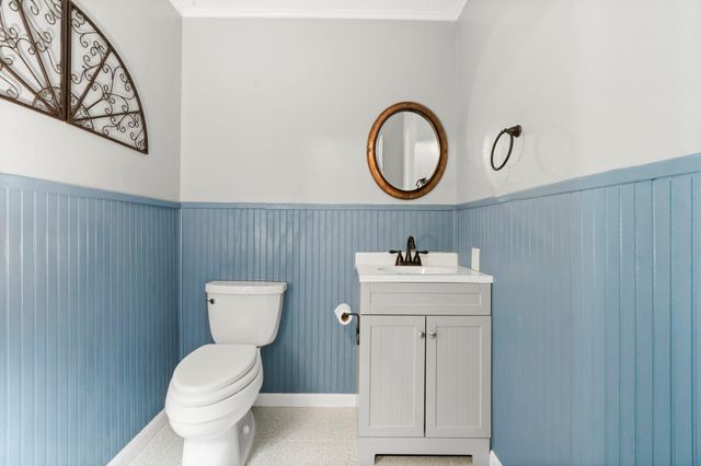 205 Jefferson Davis, Livingston, TX 77351