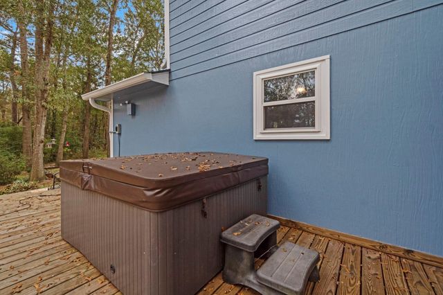 205 Jefferson Davis, Livingston, TX 77351