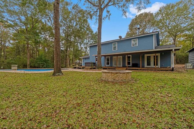 205 Jefferson Davis, Livingston, TX 77351