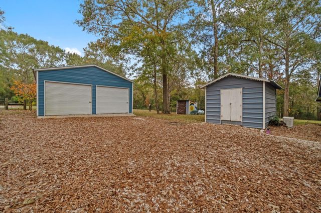 205 Jefferson Davis, Livingston, TX 77351