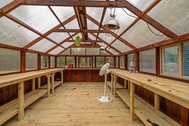 205 Jefferson Davis, Livingston, TX 77351