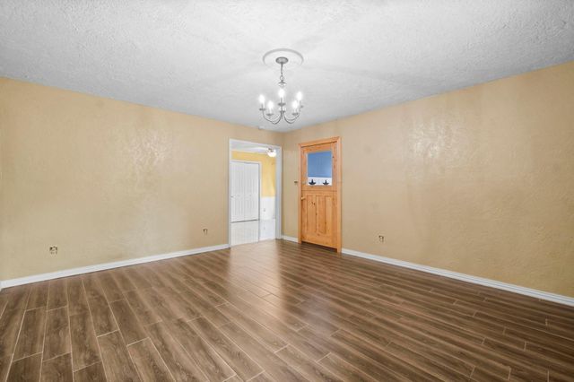 205 Jefferson Davis, Livingston, TX 77351