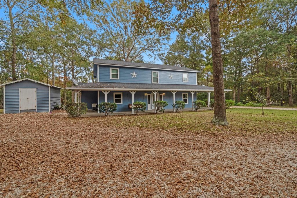 205 Jefferson Davis, Livingston, TX 77351