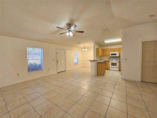 2746 SMITHTOWN DRIVE, Lakeland, FL 33801