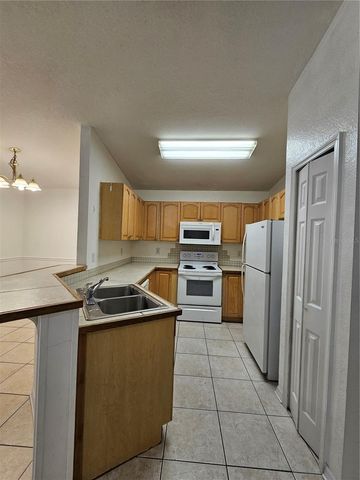 2746 SMITHTOWN DRIVE, Lakeland, FL 33801