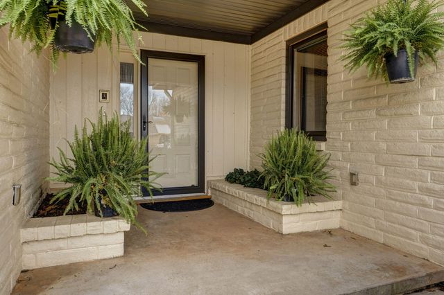 3508 E Sheffield Way, Springfield, MO 65802