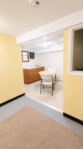 21945 Jamaica Avenue 1st Floor, Queens Village, NY 11428
