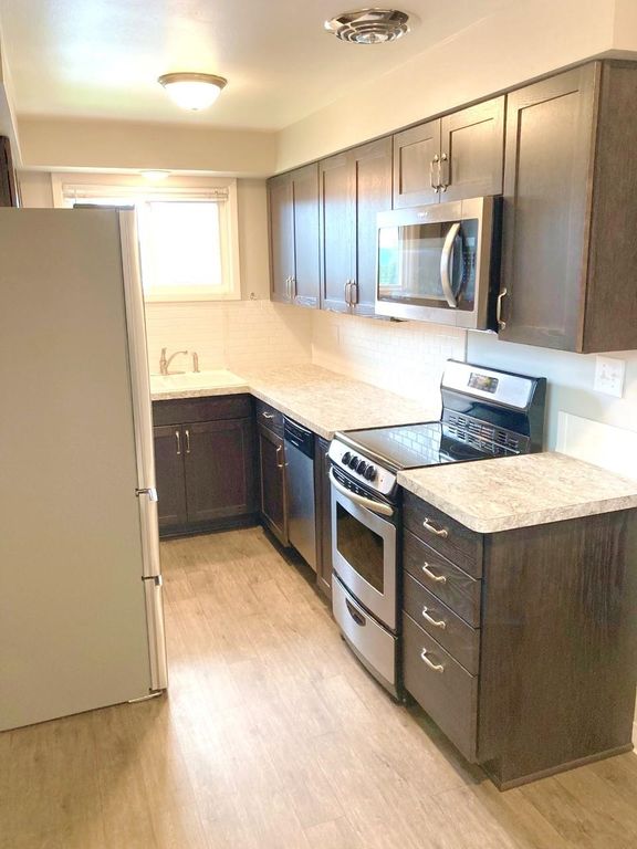 609 E EUCLID Ave, Spokane, WA 99207 photo 3