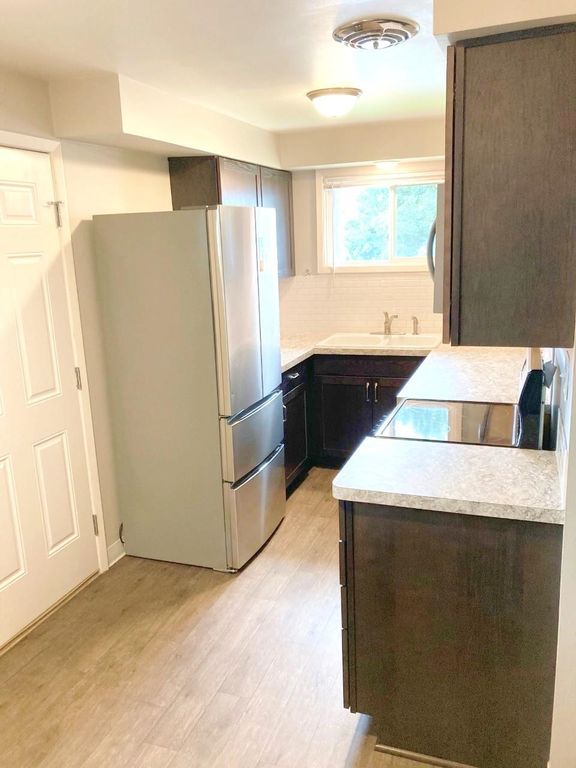 609 E EUCLID Ave, Spokane, WA 99207 photo 5