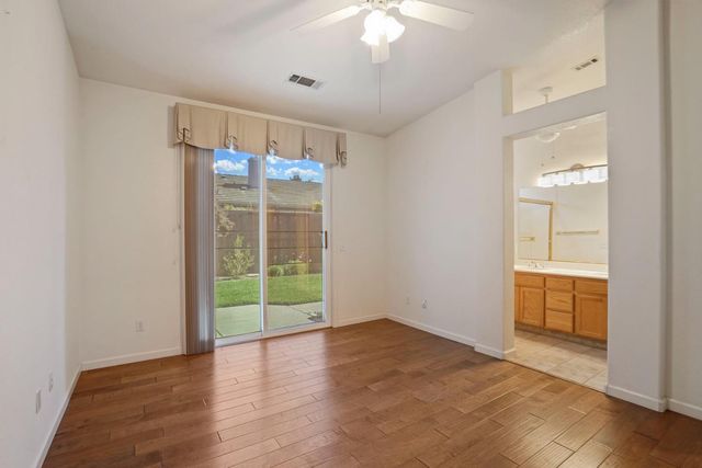 2572 Douglas Fir Dr, Lodi, CA 95242