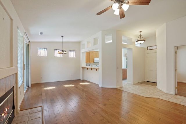 2572 Douglas Fir Dr, Lodi, CA 95242