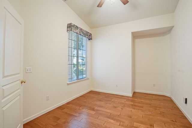 2572 Douglas Fir Dr, Lodi, CA 95242