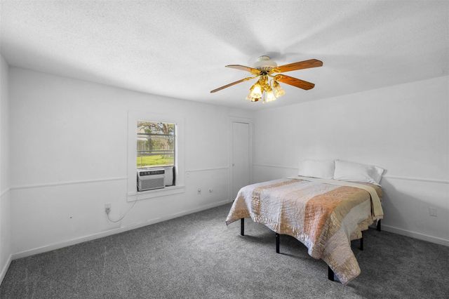 623 N Granger Street, Oakwood, TX 75855