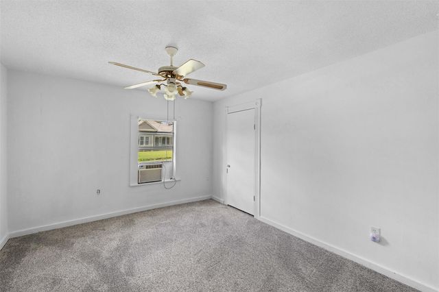 623 N Granger Street, Oakwood, TX 75855