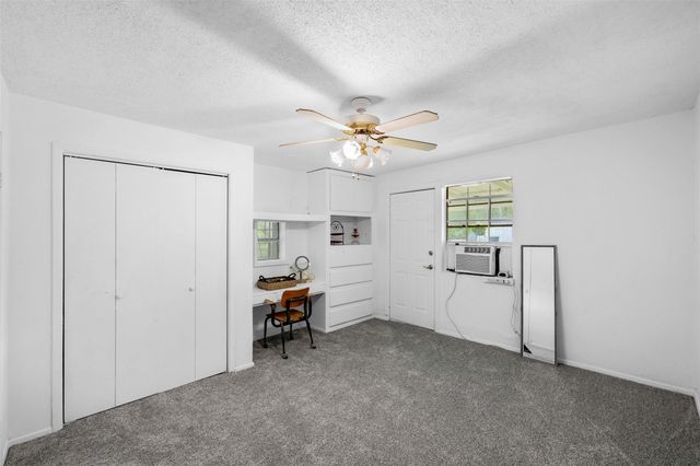 623 N Granger Street, Oakwood, TX 75855
