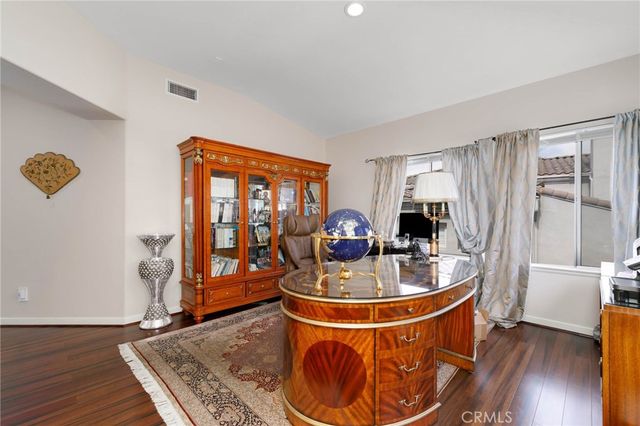 5730 Glen Oaks, La Verne, CA 91750