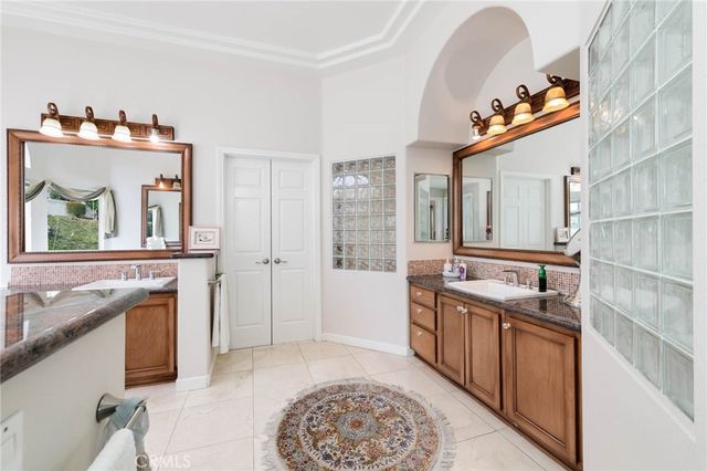 5730 Glen Oaks, La Verne, CA 91750