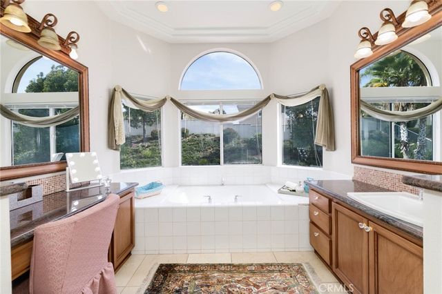 5730 Glen Oaks, La Verne, CA 91750