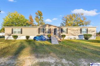 1115 Cartrell Brown Dr, Marion, SC 29571