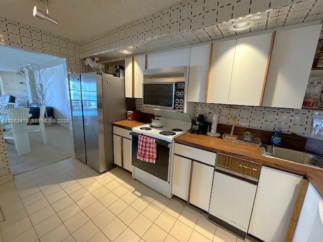 6423 Collins Ave 809, Miami Beach, FL 33141