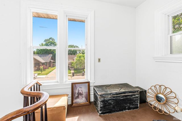 323 S 6th Street, Goshen, IN 46528