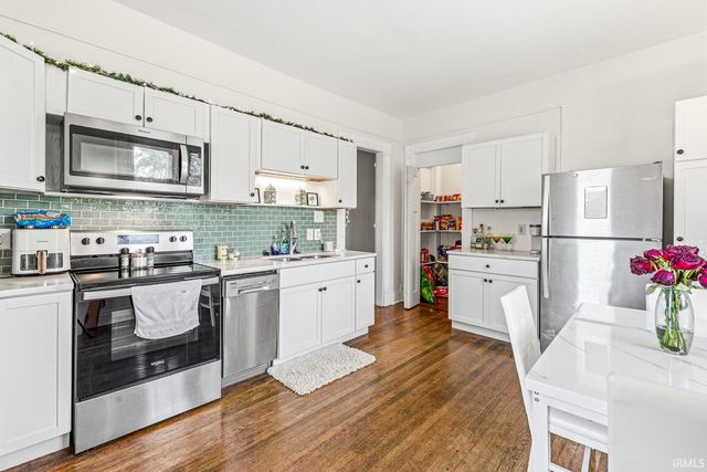 323 S 6th Street, Goshen, IN 46528