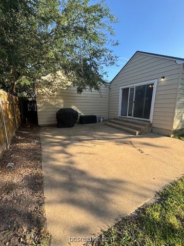 1101 East 30th Street, Bryan, TX 77802