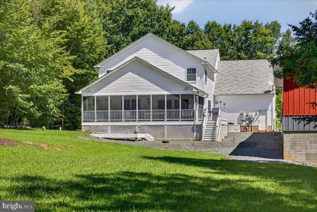 6011 BILLS RD, Mineral, VA 23117