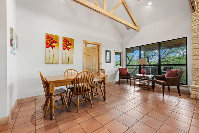 555 Hillsedge RD, Wimberley, TX 78676