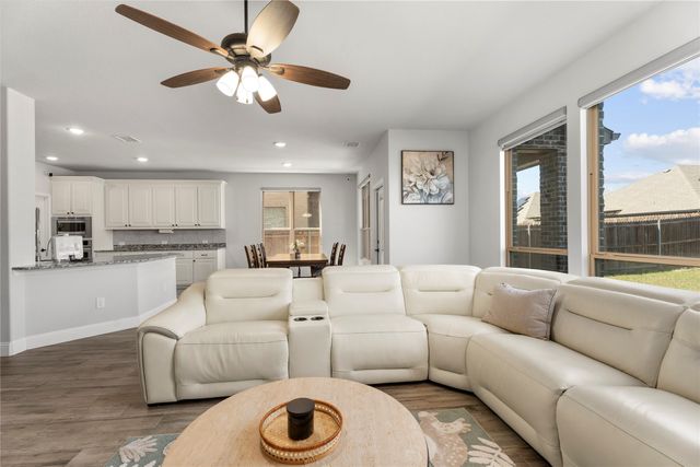 1105 Baynes Drive, Mckinney, TX 75454