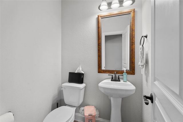 1105 Baynes Drive, Mckinney, TX 75454