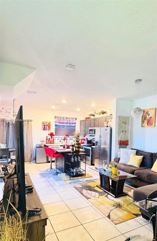 21463 NE 3rd Path, Miami, FL 33179