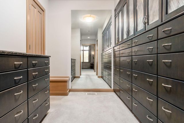 8432 Tartan Fields Drive, Dublin, OH 43017