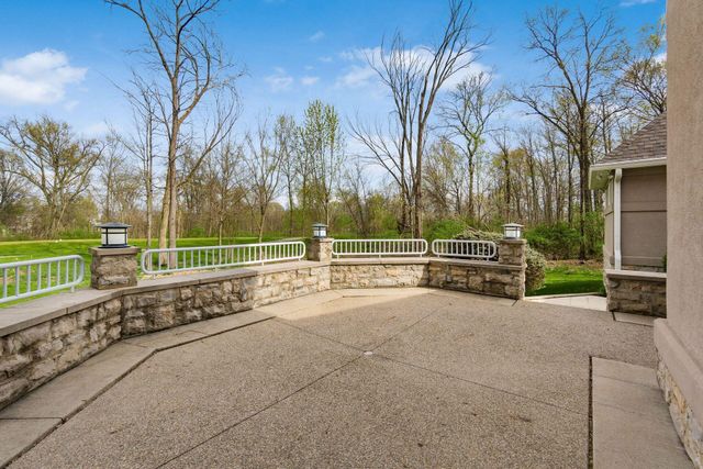 8432 Tartan Fields Drive, Dublin, OH 43017