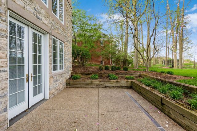 8432 Tartan Fields Drive, Dublin, OH 43017
