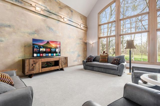 8432 Tartan Fields Drive, Dublin, OH 43017