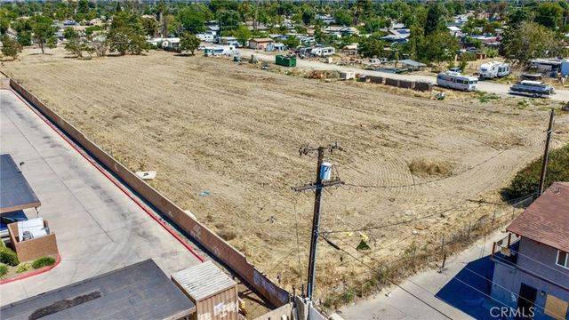 26405 Girard, Hemet, CA 92544