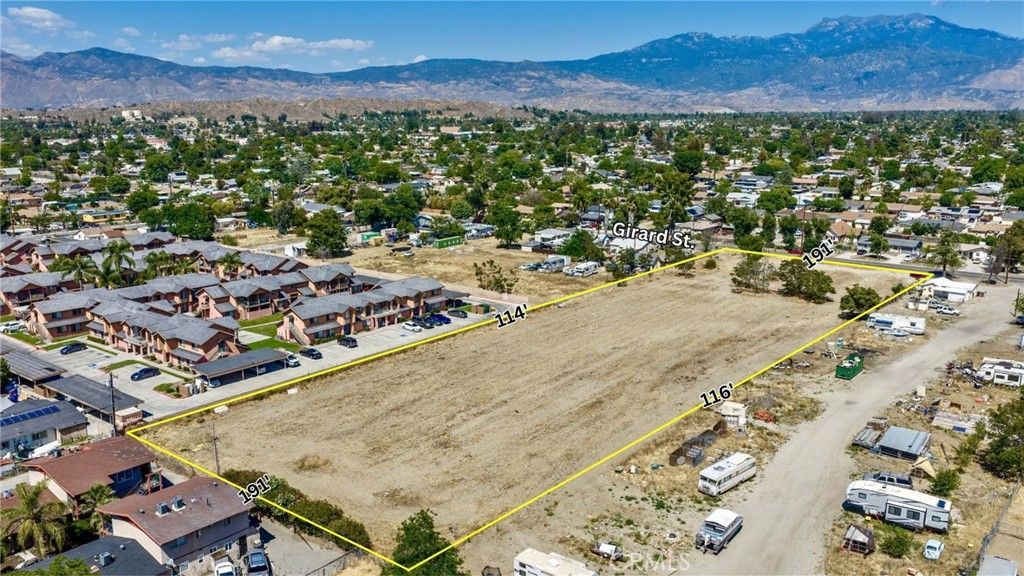 26405 Girard, Hemet, CA 92544
