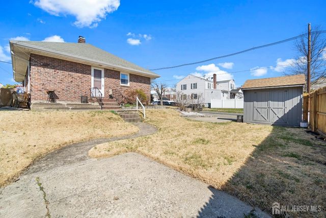 654 Colgate Avenue, Perth Amboy, NJ 08861