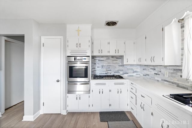 654 Colgate Avenue, Perth Amboy, NJ 08861