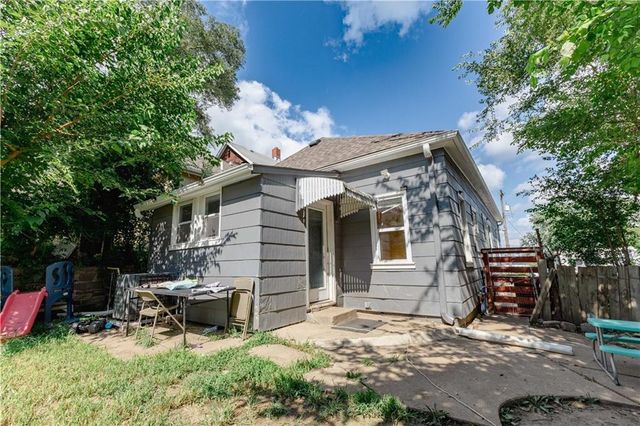 276 S Coy Street, Kansas City, KS 66101