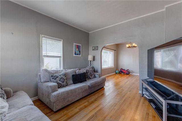 276 S Coy Street, Kansas City, KS 66101