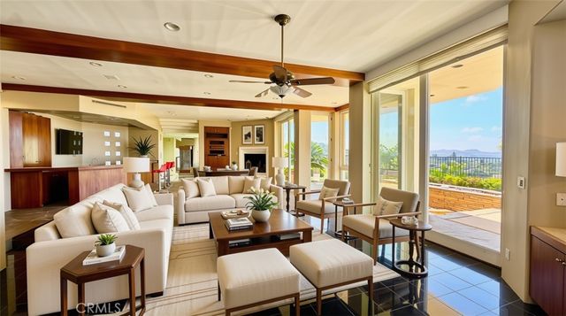 3140 E Abbey Ln, Orange, CA 92867