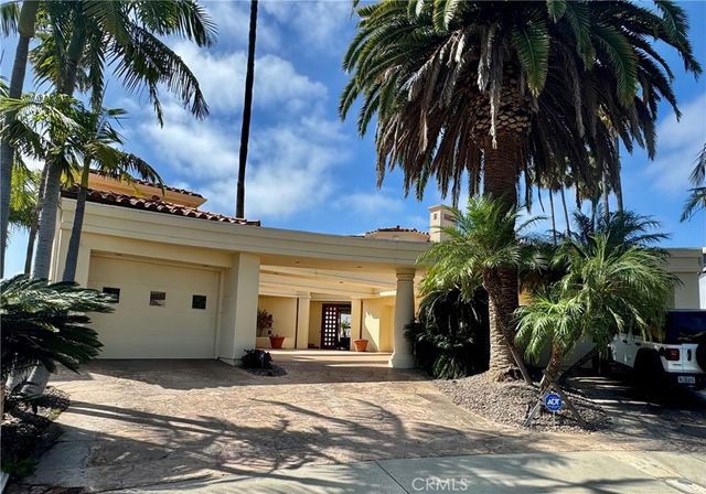 3140 E Abbey Ln, Orange, CA 92867