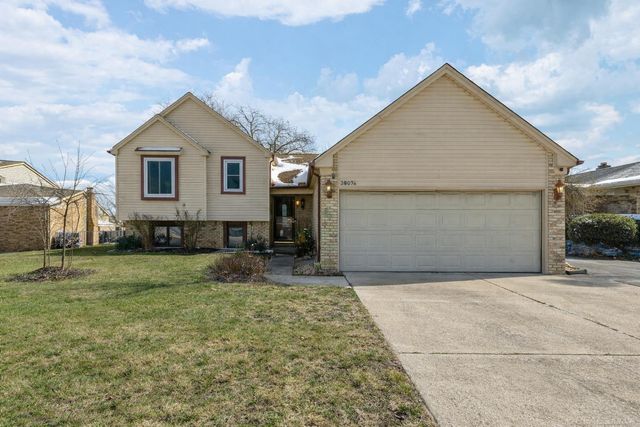 38076 Fringe Drive, Sterling Heights, MI 48310