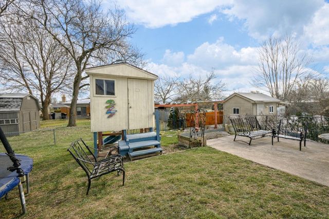 38076 Fringe Drive, Sterling Heights, MI 48310