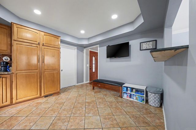 38076 Fringe Drive, Sterling Heights, MI 48310