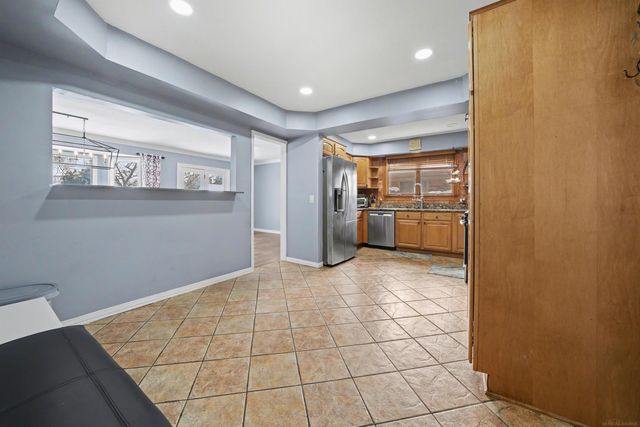 38076 Fringe Drive, Sterling Heights, MI 48310